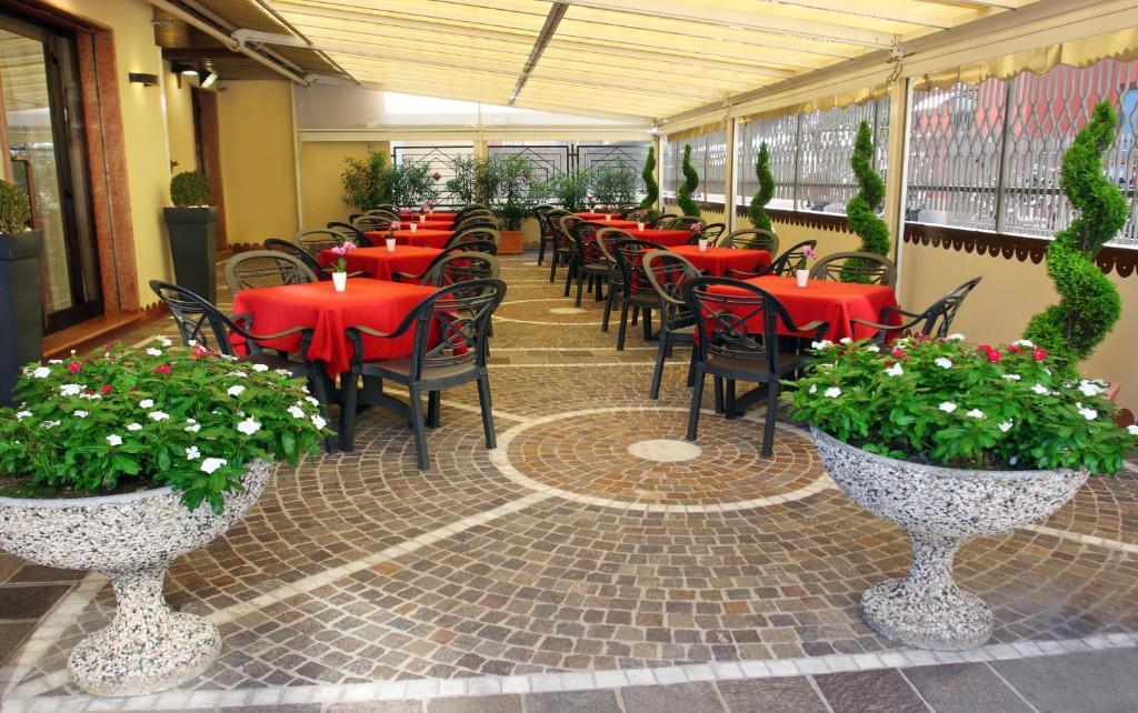 Hotel Colorado Sottomarina Esterno foto